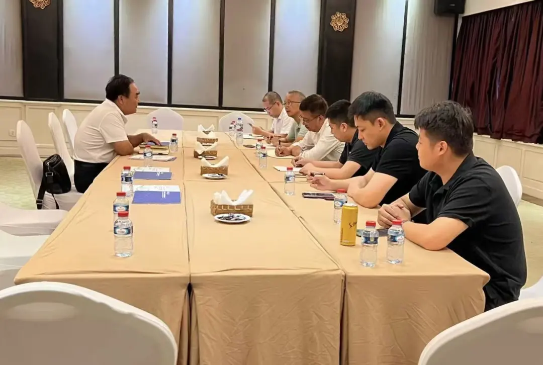 楊宇率隊赴老撾調研